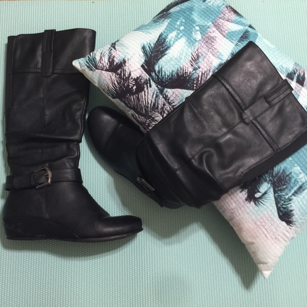 Black Boots